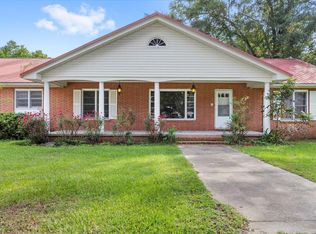 140 Myrtle St, Taylorsville, MS 39168