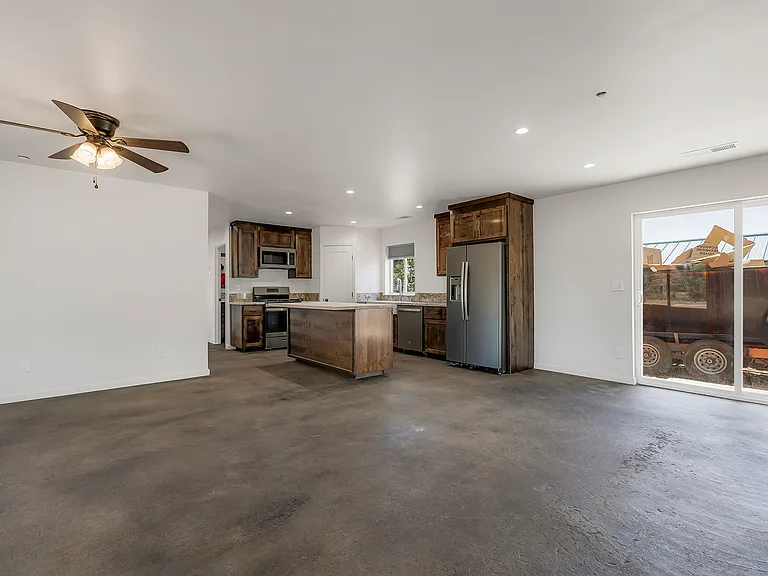 1660 Kenford Way — Photo 4