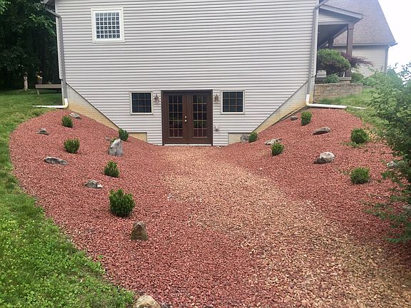 4th image of 300 Alta Dr