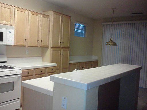 4th image of 8687 Heritage Hill Dr