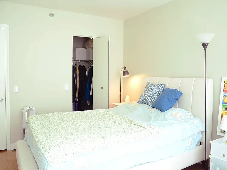 33 W Ontario St #31E — Photo 12