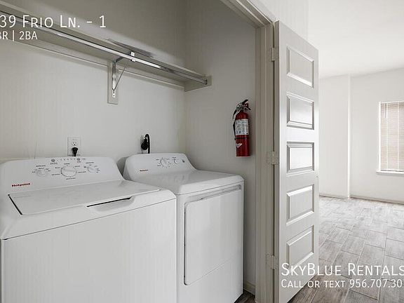 4th image of 439 Frio Ln APT 1