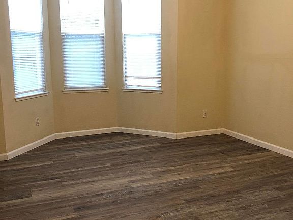 4th image of 370 N 4th St APT 2