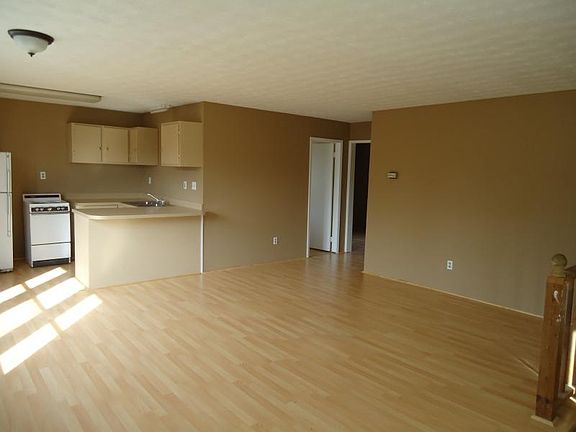 3rd image of 408 1/2 21st Ave