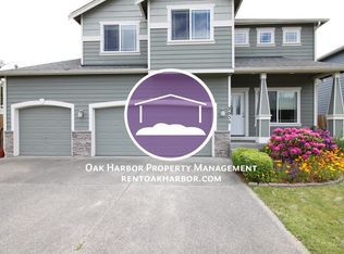 2535 SW Navigator Loop, Oak Harbor, WA 98277