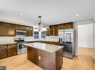 7307 Bonniemill Ln, Springfield, VA 22150