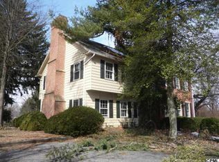 375 Saint Johns Dr, Camp Hill, PA