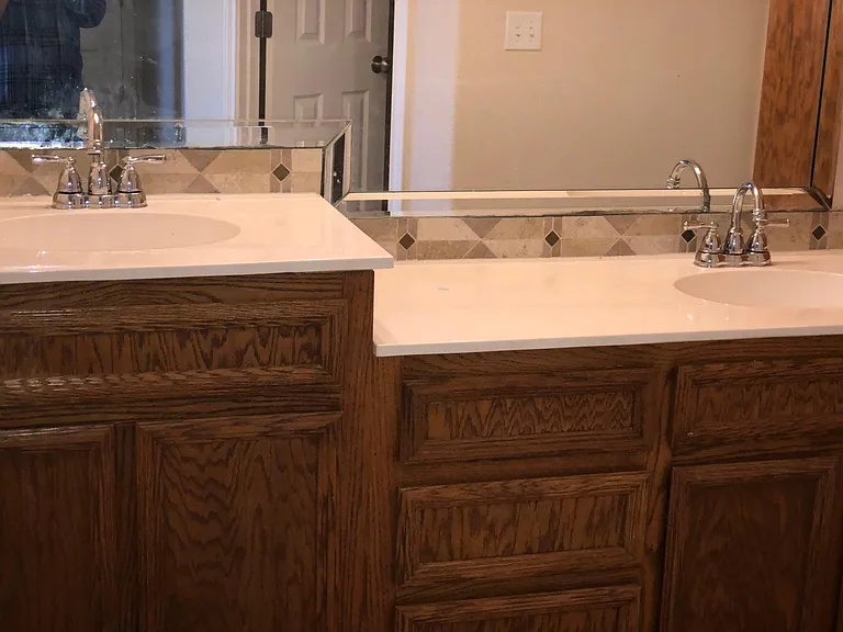 Master bath with dual sinks and updated faucets