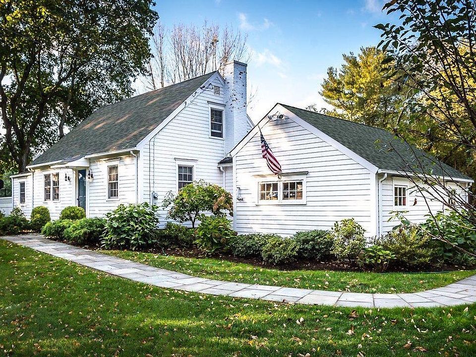 1st image of 108 Weed St