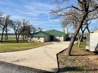 213 Cortez Dr, Nocona, TX 76255
