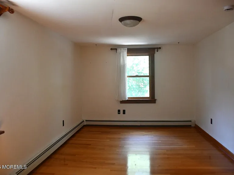303 Deerfoot Ln — Photo 12
