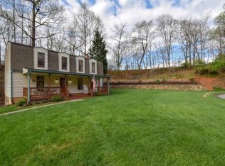 6396 Christie Ln, Roanoke, VA 24018