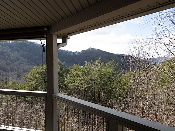 3rd image of 226 Shinbone Mountain Rd