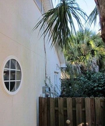 3rd image of 418 Palmetto St