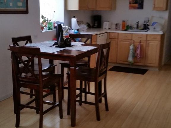 3rd image of 1087 N Paulina St APT 1