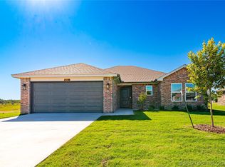 1338 E 150th St S, Glenpool, OK 74033