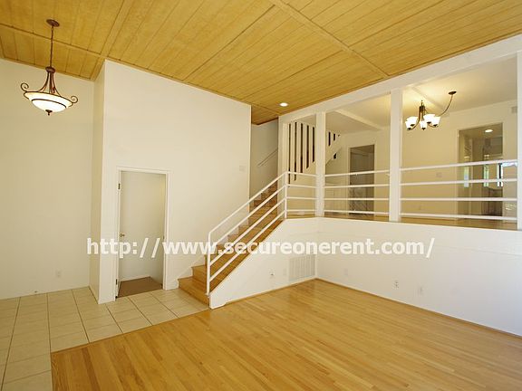 3rd image of 23463 Park Sorrento