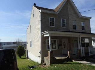 700 W John St, Frackville, PA 17931