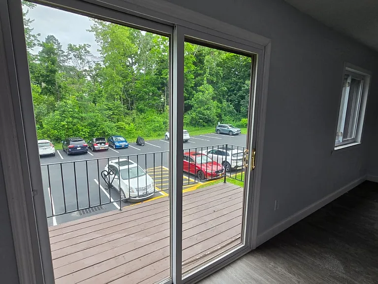308 Cherry Hill Dr — Photo 1