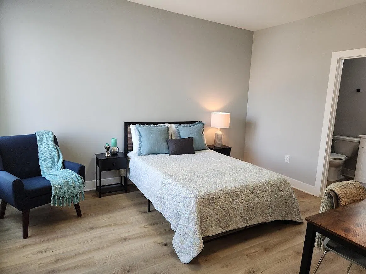 1 bed, $1,200 — Photo 3