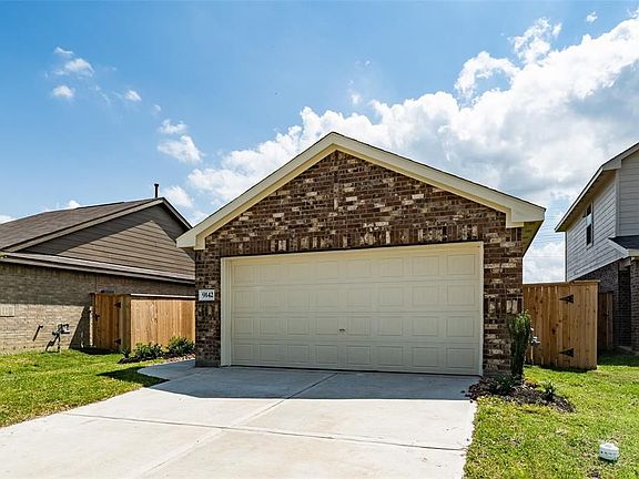 4th image of 9142 Burnet Fields Dr