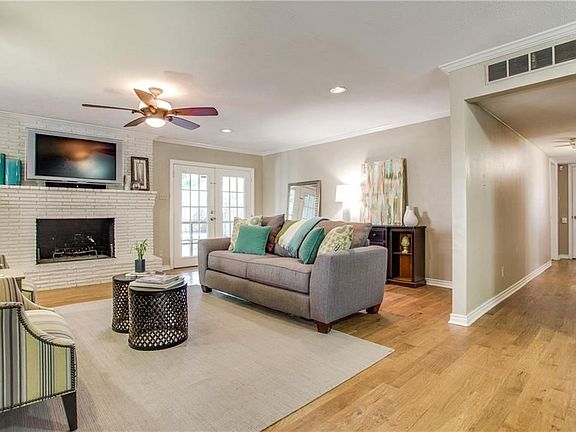 4th image of 9927 Tanglevine Dr