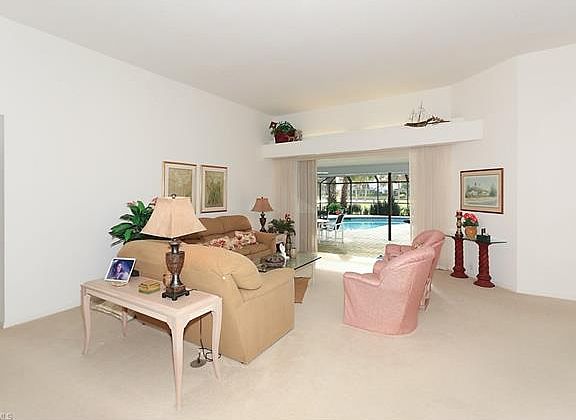 3rd image of 28420 Verde Ln