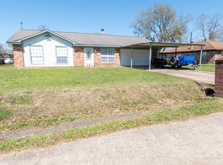 2319 Goldenrod St, Highlands, TX 77562