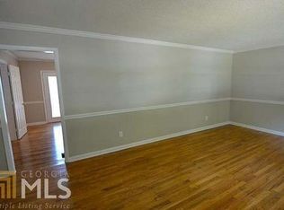 941 King James Dr, Morrow, GA