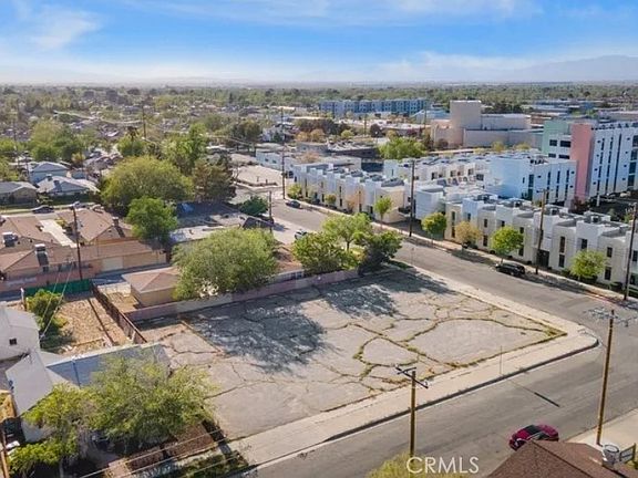 3rd image of 706 W Milling St Lot 3