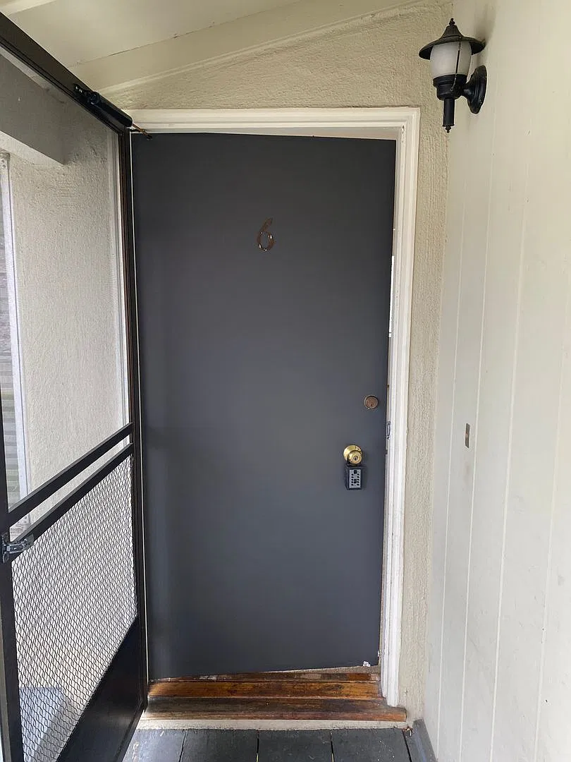 Kent 48 — Photo 2