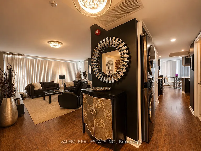 25 Cumberland Ln #214 — Photo 4