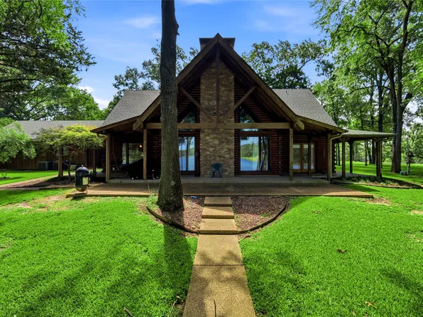 8726 Toler Point, Larue, TX 75770