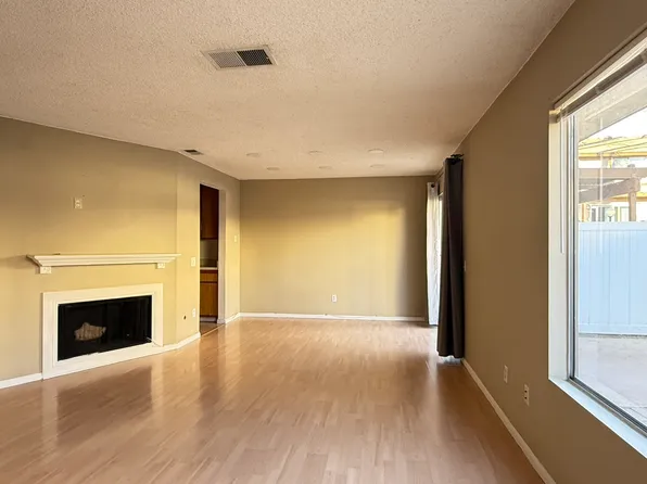 1224 S Cypress Ave APT D, Ontario, CA 91762