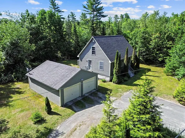 40 Guptill Road, Belgrade, ME 04917