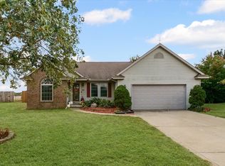 424 E Newton St, Mansfield, IL 61854