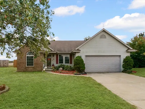 424 E Newton St, Mansfield, IL 61854