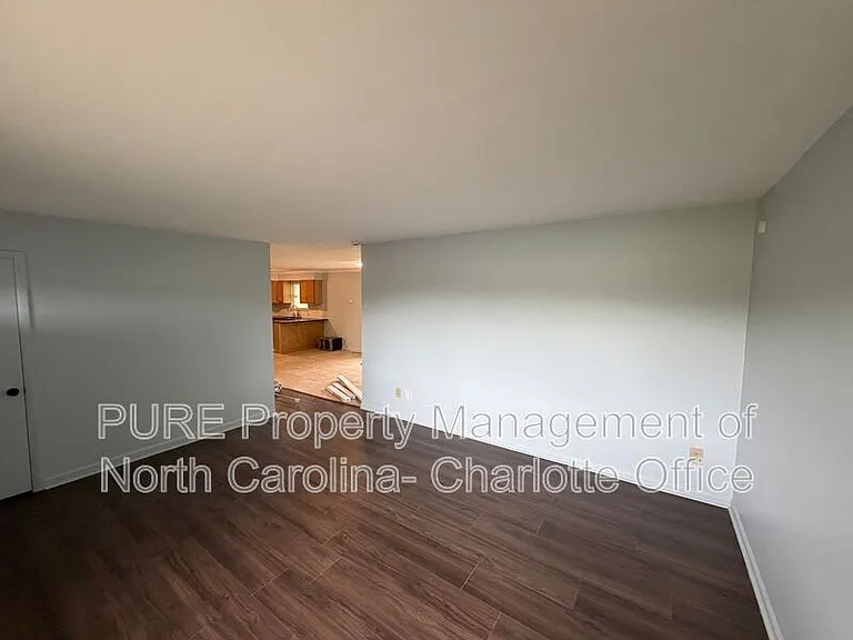 2429 Galloway Rd — Photo 5