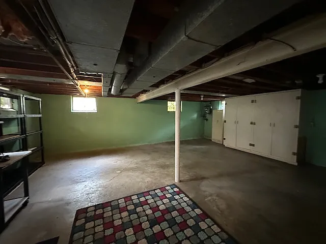 708 Barton Dr — Photo 20