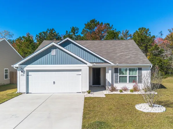 1371 Patti Lane SE, Bolivia, NC 28422