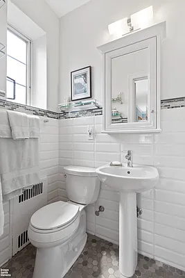 Sold by Brown Harris Stevens | media 9