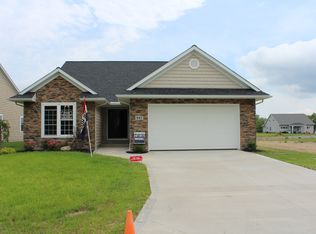 843 Falling Waters Blvd, Port Clinton, OH 43452