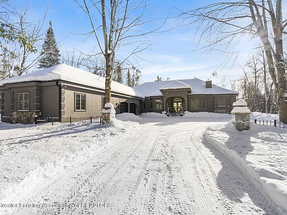 2nd image of 1349 E Opal Lake Rd