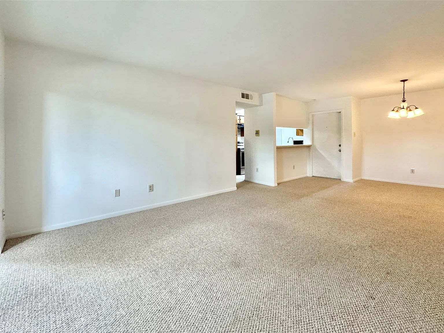 3075 Walnut Bend Ln — Photo 4
