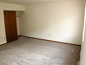 4th image of 1451 Worthington St APT F
