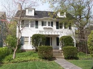 2396 Demington Dr, Cleveland Heights, OH