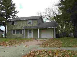 129 Garden View Dr, Apple Valley, MN 55124