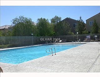 4th image of 9187 McGinnis Ave