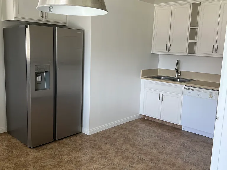 1016 Meredith Dr — Photo 17