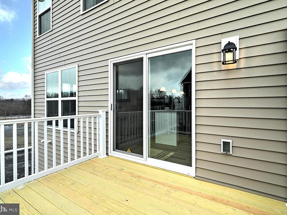 1st image of 4293 Blackburn Dr